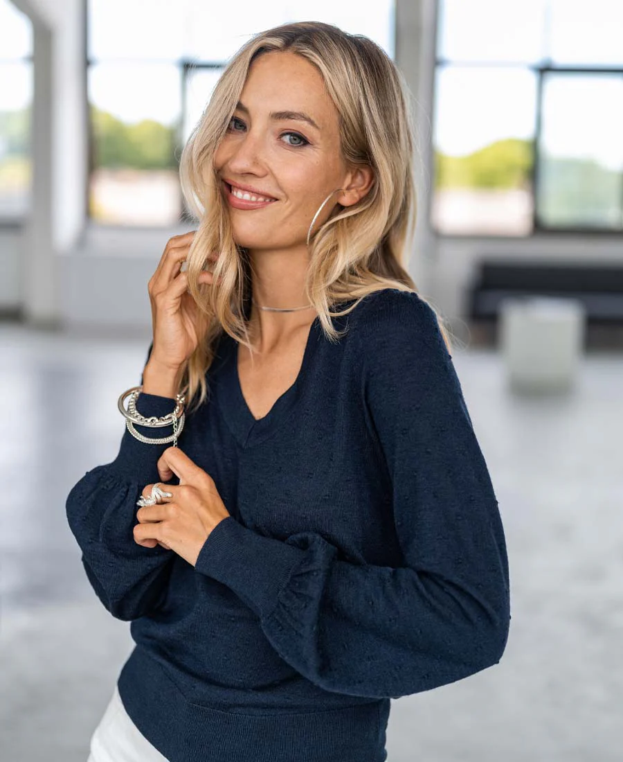 Merino V-hals trui LA VICTORIA Donkerblauw - Image 4